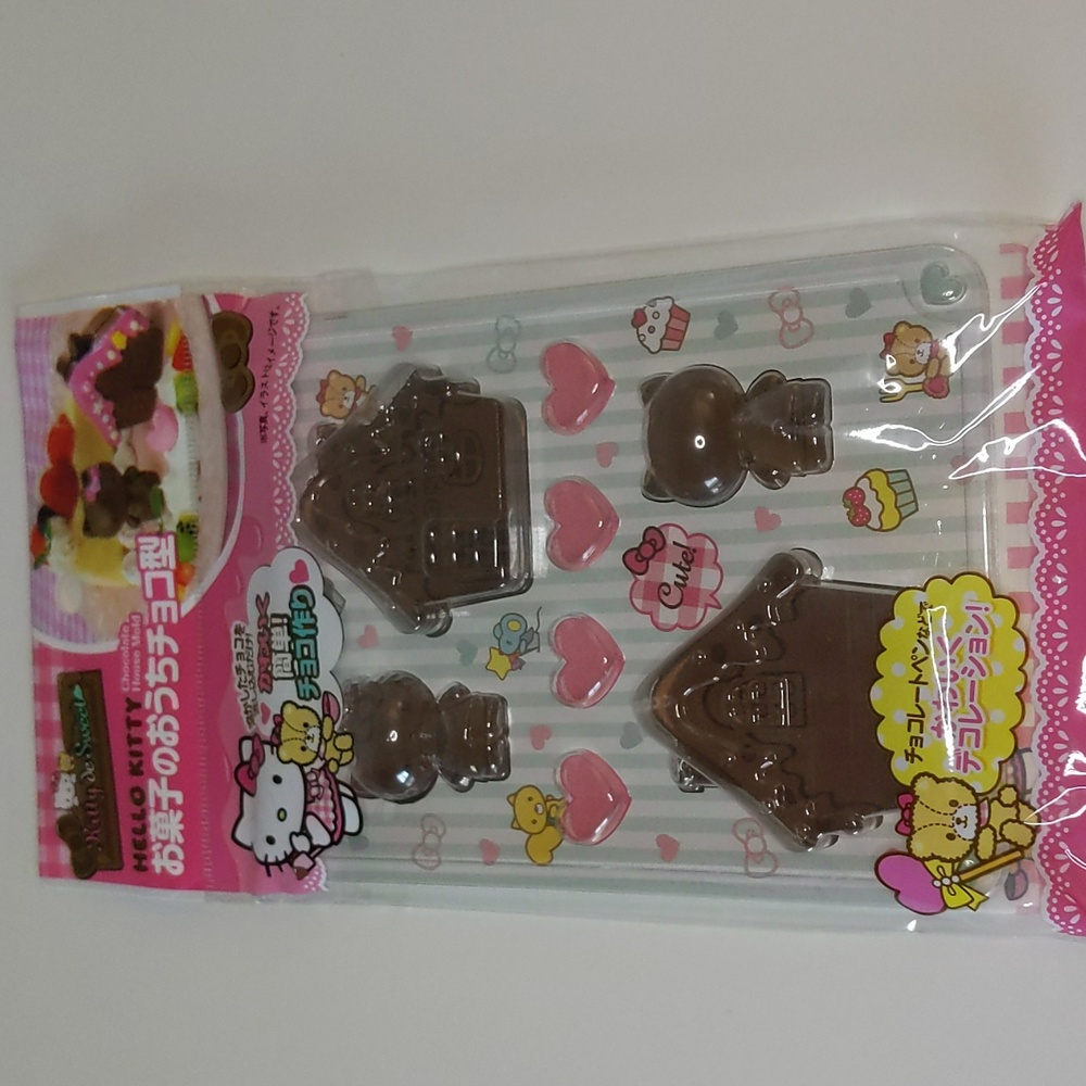 Hello Kitty Chocolate House Mold
